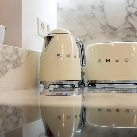 Stylish Metodova - Mall &parking Apartment *