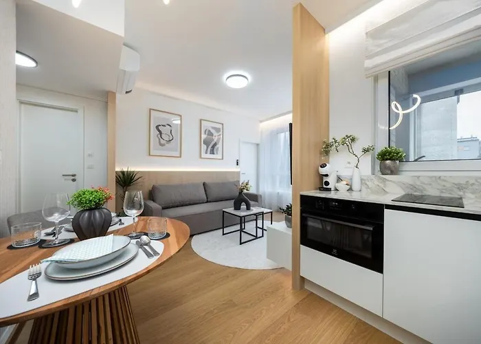 Stylish Metodova - Mall &parking